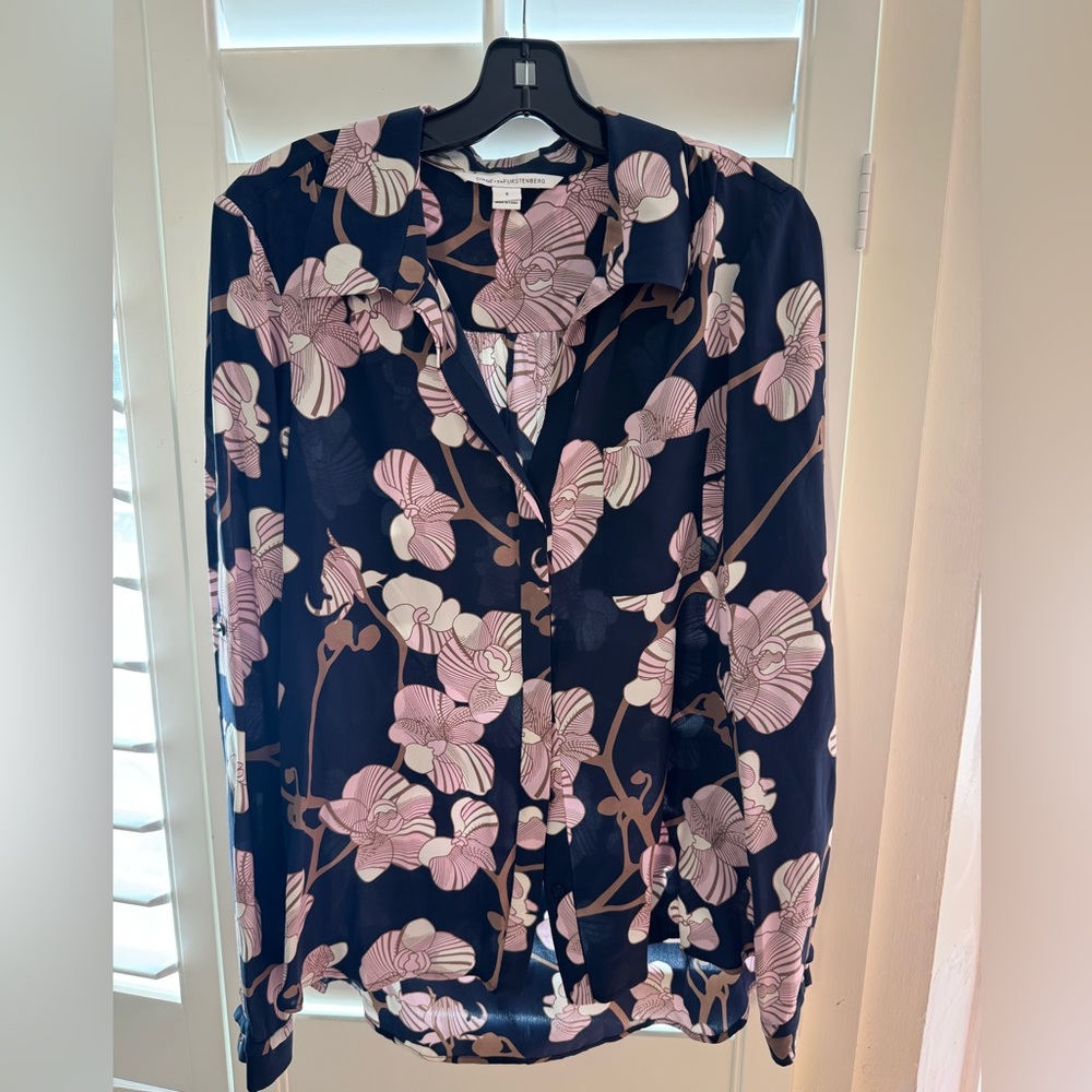 **Diane von Furstenberg Lorelei Two Print 100% Silk Top